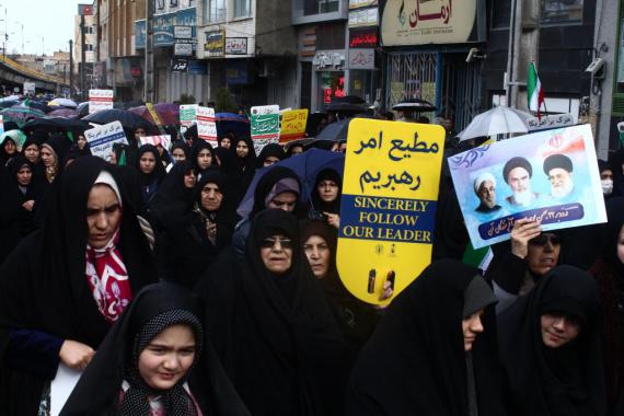  گزارش تصویری حضور  پرشوربانوان همدان در راهپیمایی 22 بهمن