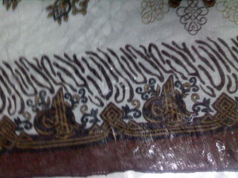 فروش روسری با طرح «بسم الله الرحمن الرحیم» در بازار!