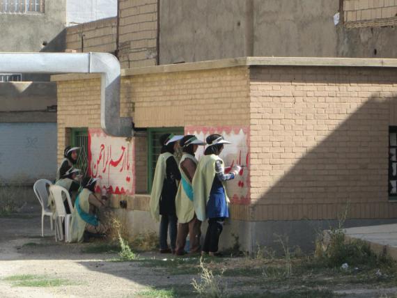  به روایت تصویر/حضور دانش آموزان دختر همدانی در اردو های طرح هجرت 