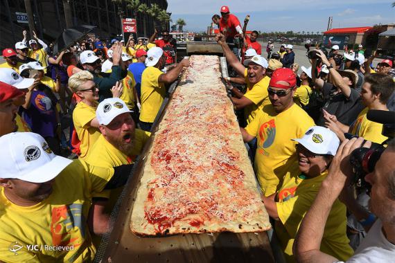 کالیفرنیا,طولانی ترین پیتزا,رکورد گینس,shabnamha.ir,شبنم همدان,afkl ih,شبنم ها