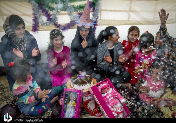 جشن تولد,کودکان کرمانشاه,زلزله زدگان,shabnamha.ir,شبنم همدان,afkl ih,شبنم ها; 