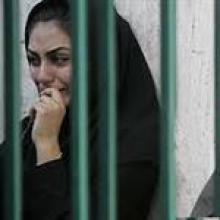در آستانه ولادت حضرت زهرا(س)، همه زندانیان غیرعمد زن سرپرست خانوار آزاد می شوند
