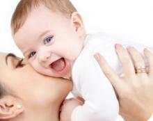 شیر مادر مغذی ترین غذا برای هر نوزادی است