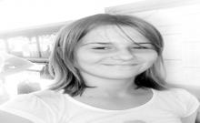  خودکشی دانش‌آموز دختر 13ساله+ عکس 